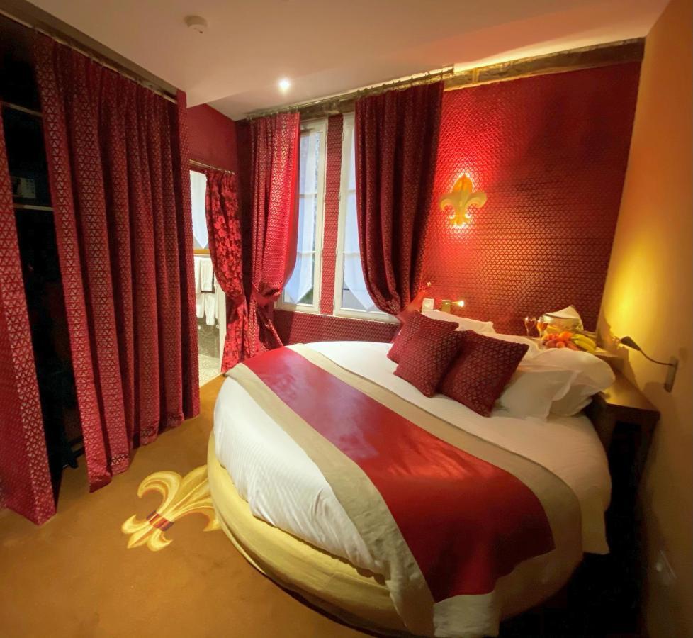 Le Temple De Jeanne Hotel Parijs